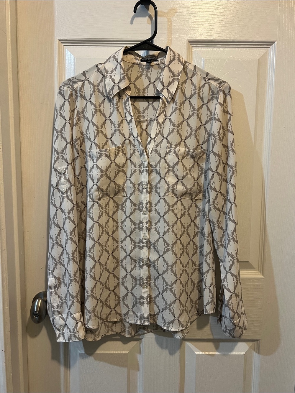 Express Cream Button-Down Shirt with Gray Geometric Print